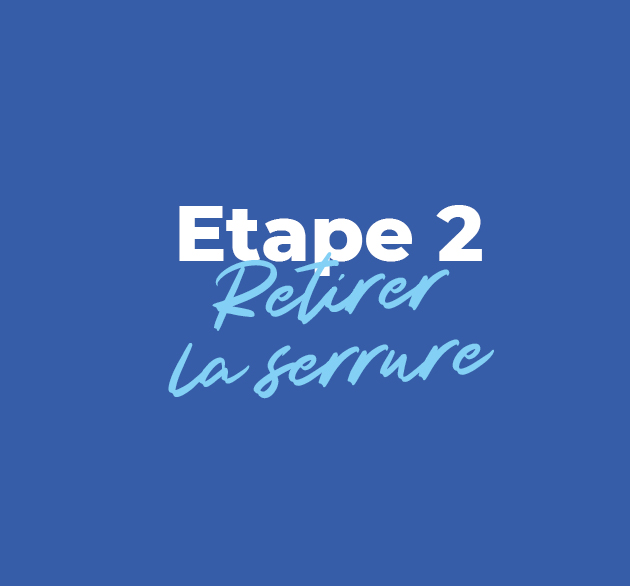 etape-2_Retirer-la-serrure-de-coffre-moteur-de-centralisation-de-coffre-pour-Clio 3