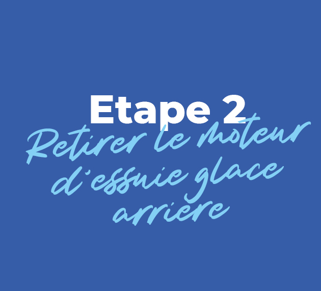 etape-2-retirer-moteur-essuie-glace-arriere-renault-clio-4